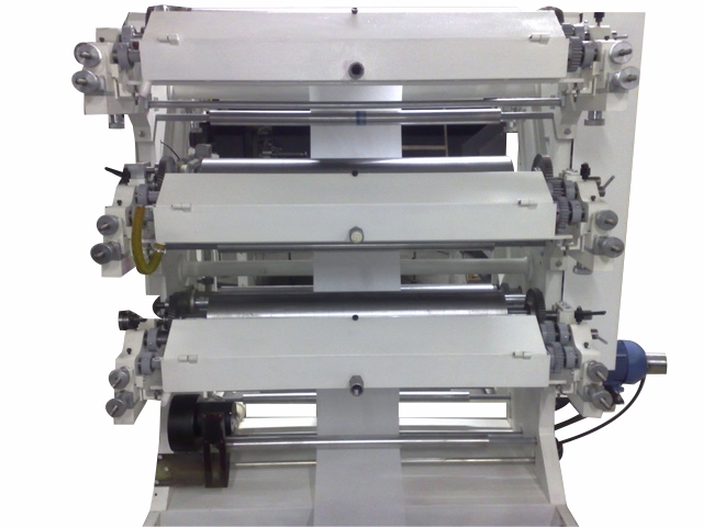 Máquina para Fabricar Bobinas em TNT ou Papel Modelo L120